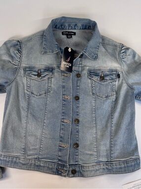 NAUTICA Jeans Women’s Denim Trucker Style Jacket, Small, Light-Wash, NWT